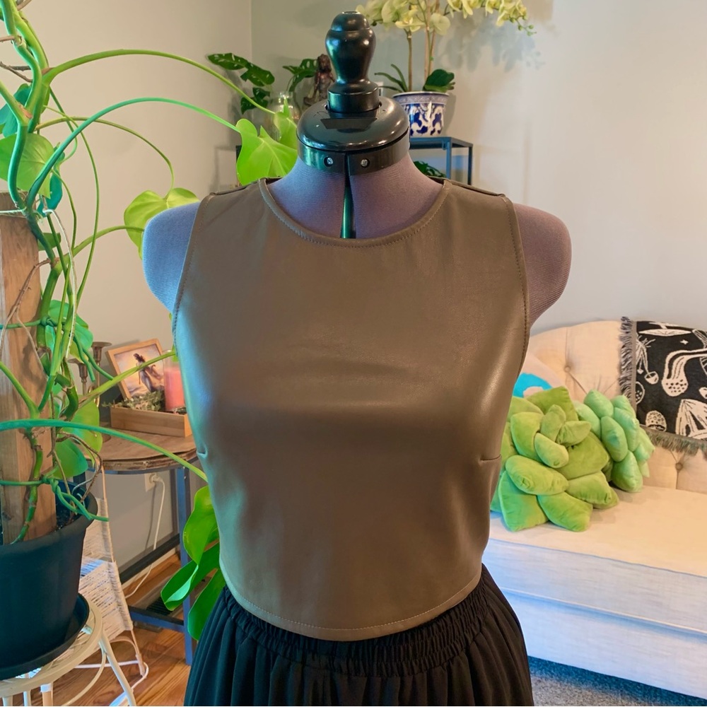 KIRIOUS Los Angeles Faux Leather Crop Top, Brown, Size Small